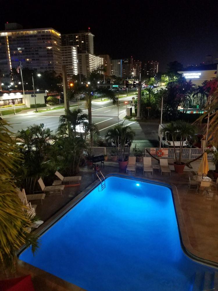 פורט לודרדייל Ocean Mile Hotel מראה חיצוני תמונה