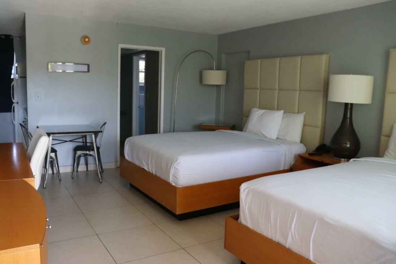 פורט לודרדייל Ocean Mile Hotel מראה חיצוני תמונה